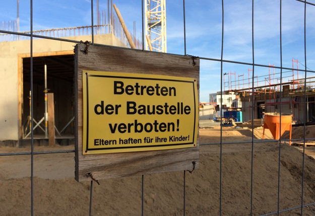 Wir sorgen für Ihre Baustellenabsicherung in Hamburg und ganz Norddeutschland. 